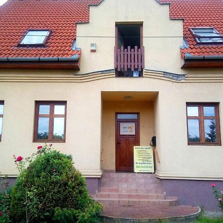 Highway House Hotel Kecskemét Eksteriør billede