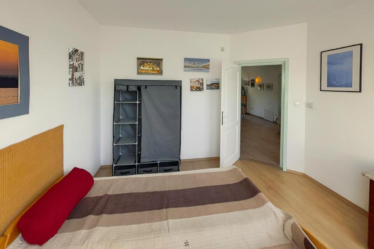 Highway House Hotel Kecskemét Eksteriør billede